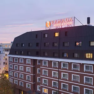 **** Otel Ramada & By Wyndham North Romanya