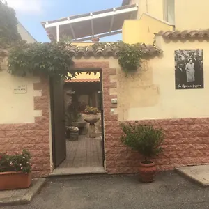 https://sa-rosa-e-su-trapperi.in-sardinia.net